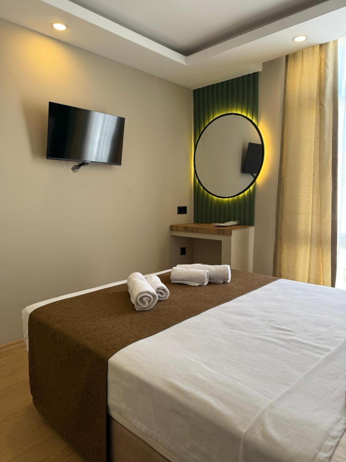 Red Castle Hotel & Pub Μπέλεκ Εξωτερικό φωτογραφία