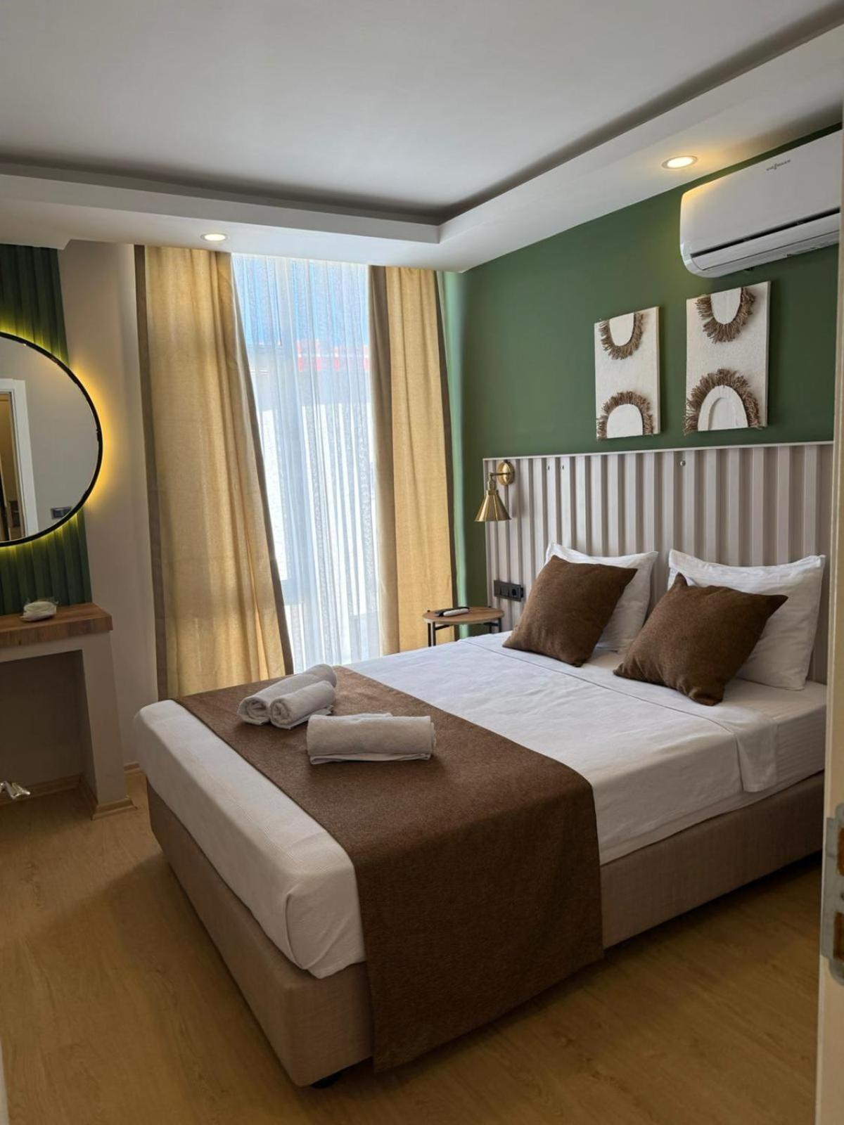 Red Castle Hotel & Pub Μπέλεκ Εξωτερικό φωτογραφία